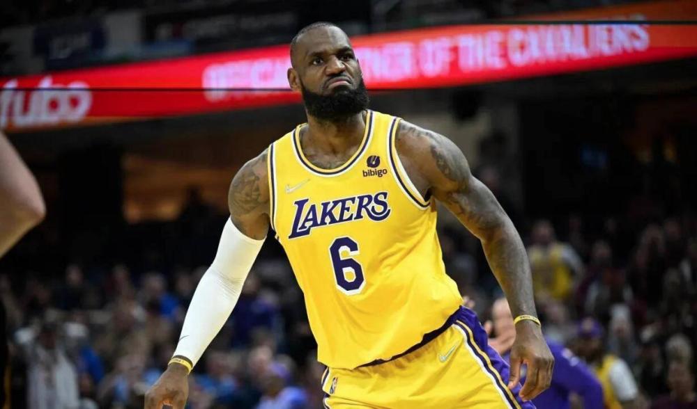 出三个关键 出三个关键